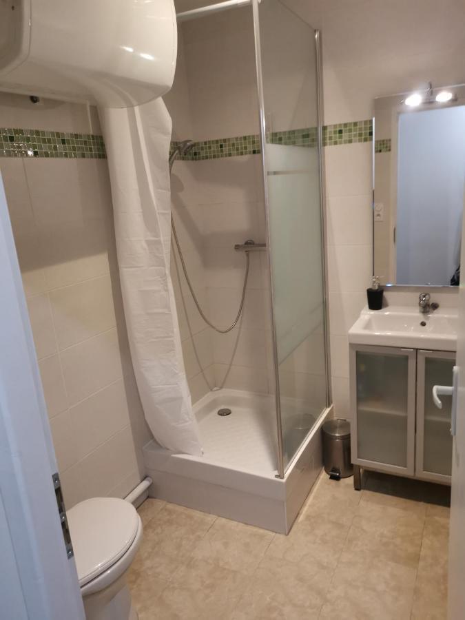Studio Cosy Au Pied Du Metro Flachet Villeurbanne Esterno foto